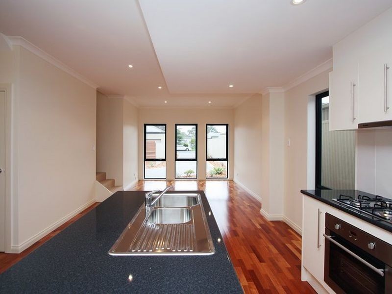 15a Condada Avenue, Park Holme SA 5043