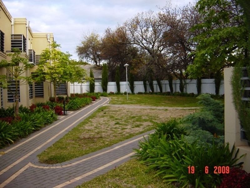 11/3 Lyons Parade, Forestville SA 5035