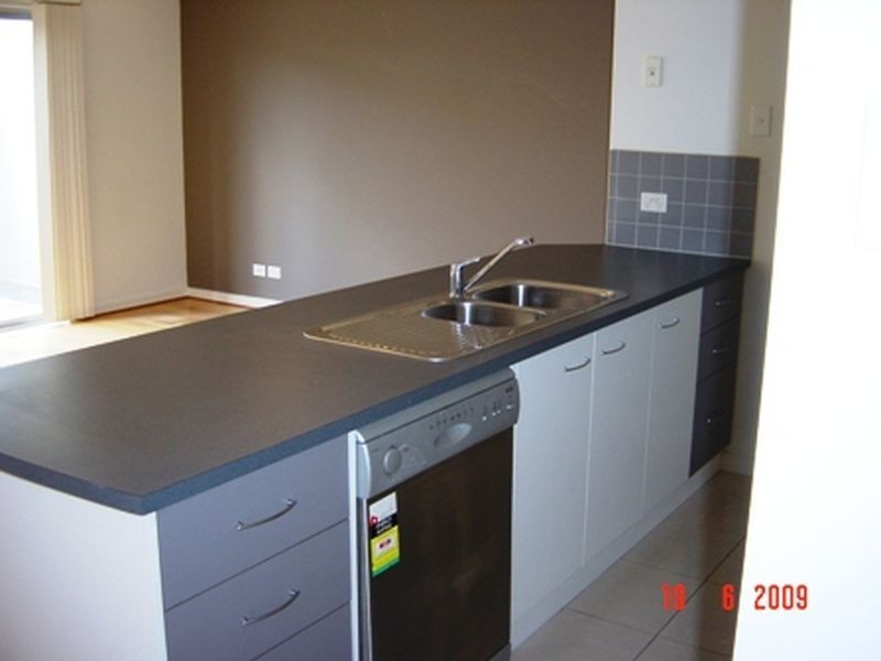 11/3 Lyons Parade, Forestville SA 5035