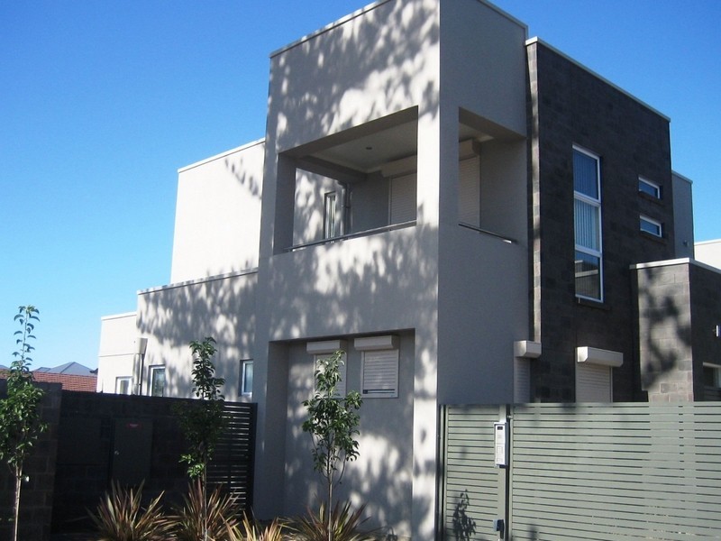 77A Tapleys Hill Road, Glenelg SA 5045
