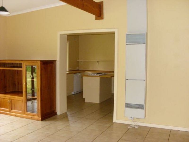 8 Tutt Avenue, Kingswood SA 5062