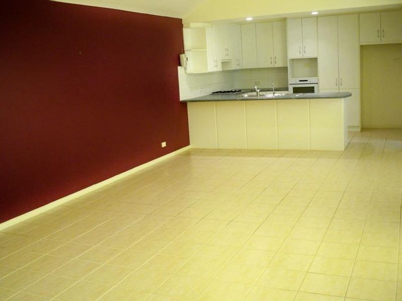 13 Carey Close, Glenelg North SA 5045