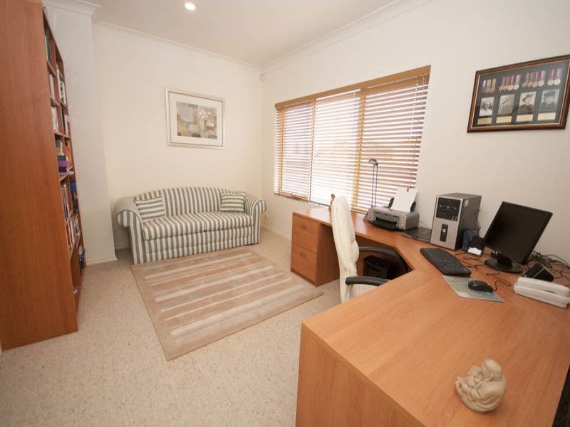 13 Carey Close, Glenelg North SA 5045