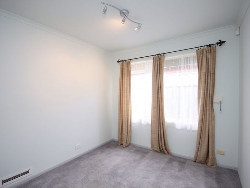 7 Merriton Avenue, St Marys SA 5042