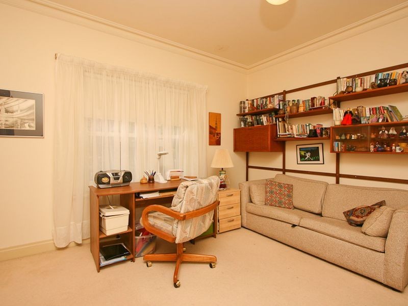 1 Pikes Lane, Lower Mitcham SA 5062