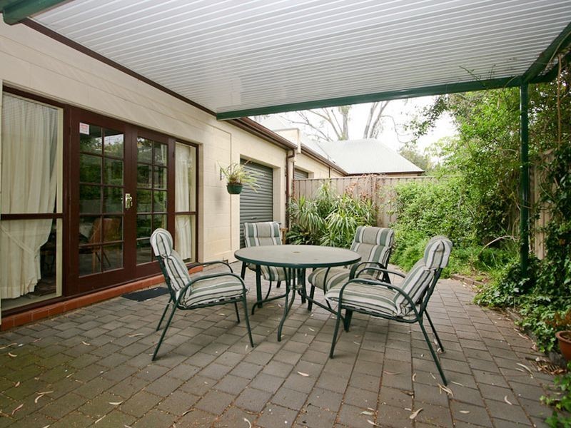 1 Pikes Lane, Lower Mitcham SA 5062