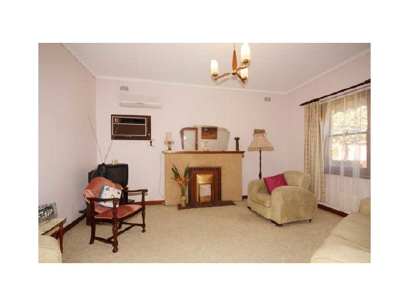 17 Halmon Avenue, Everard Park SA 5035