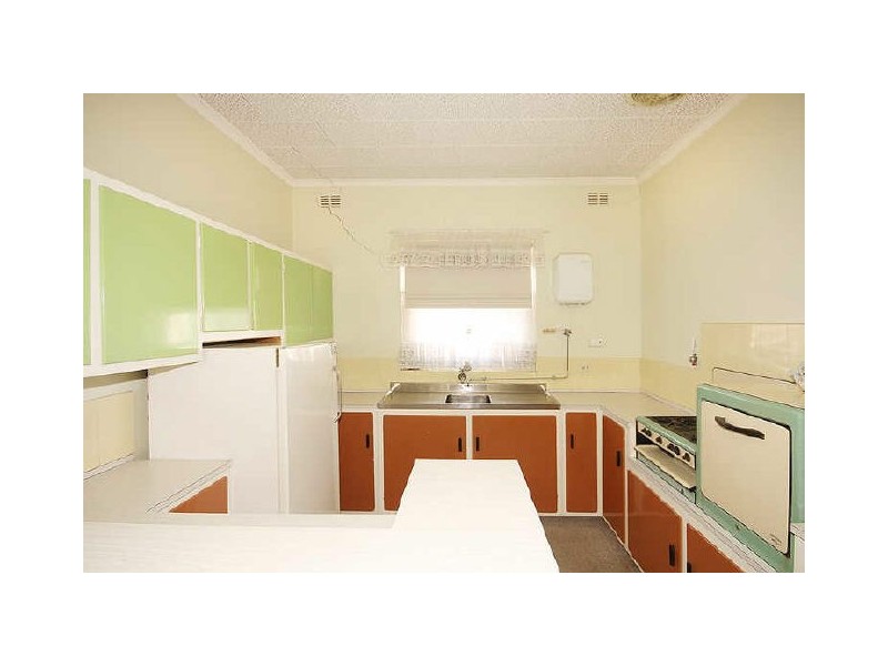 17 Halmon Avenue, Everard Park SA 5035