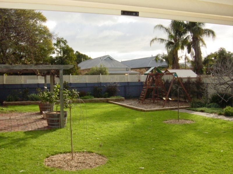 4 Charles Street, Forestville SA 5035