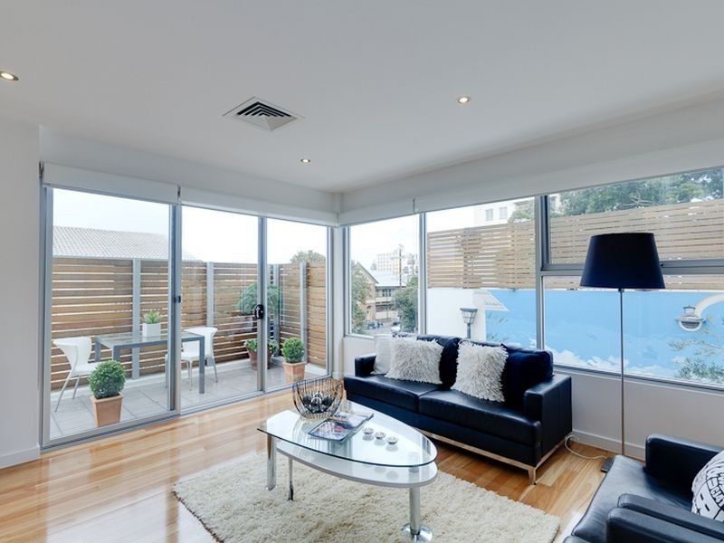 6/10 Moseley Street, Glenelg SA 5045