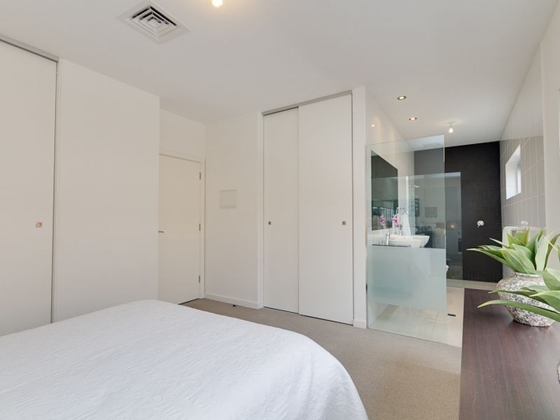 6/10 Moseley Street, Glenelg SA 5045