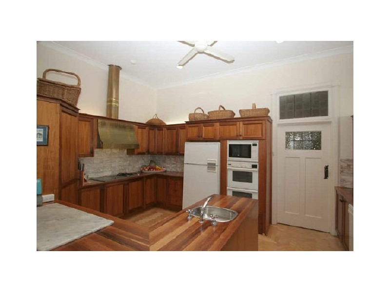 3 Wilgena Avenue, Myrtle Bank SA 5064