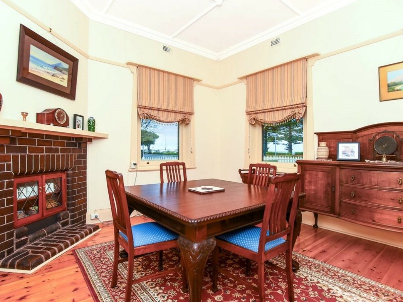 House and Shop/155 Hindmarsh Rd, Victor Harbor SA 5211