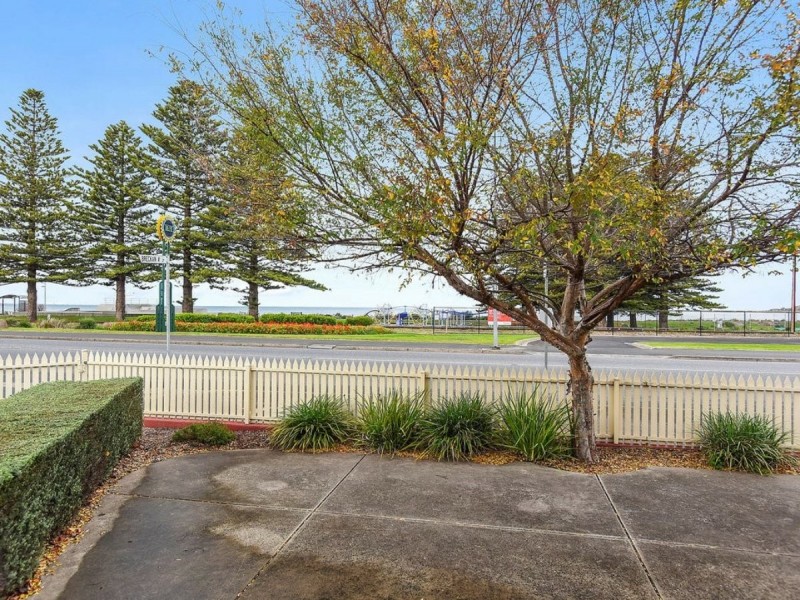 155 Hindmarsh Rd,, Victor Harbor SA 5211