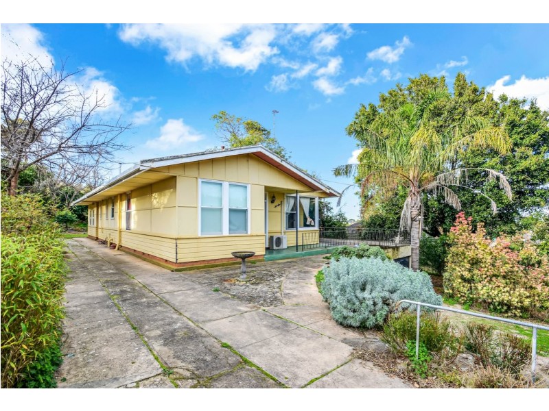 110 Crozier Road, Victor Harbor SA 5211