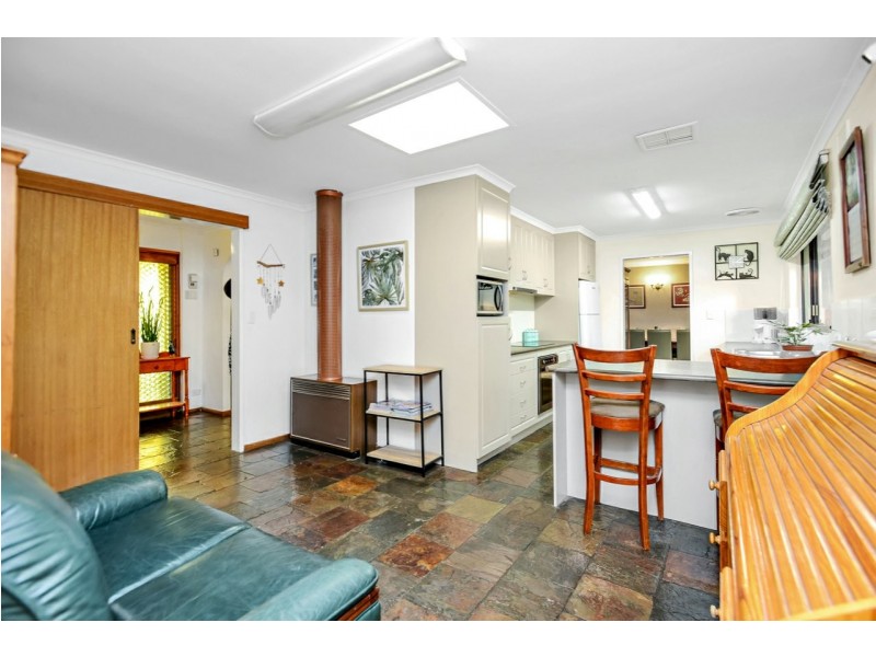 7 Ives Crescent, Mccracken SA 5211