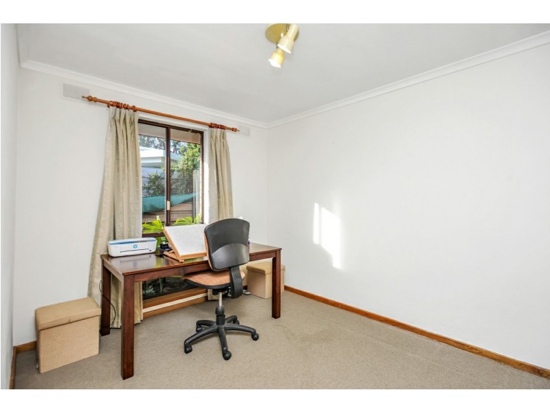 7 Ives Crescent, Mccracken SA 5211