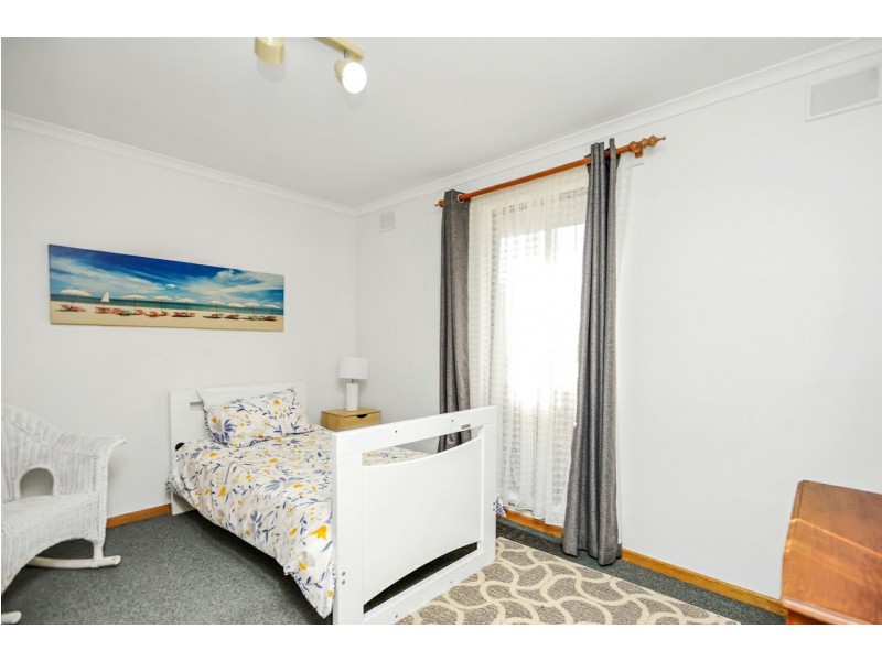 7 Ives Crescent, Mccracken SA 5211