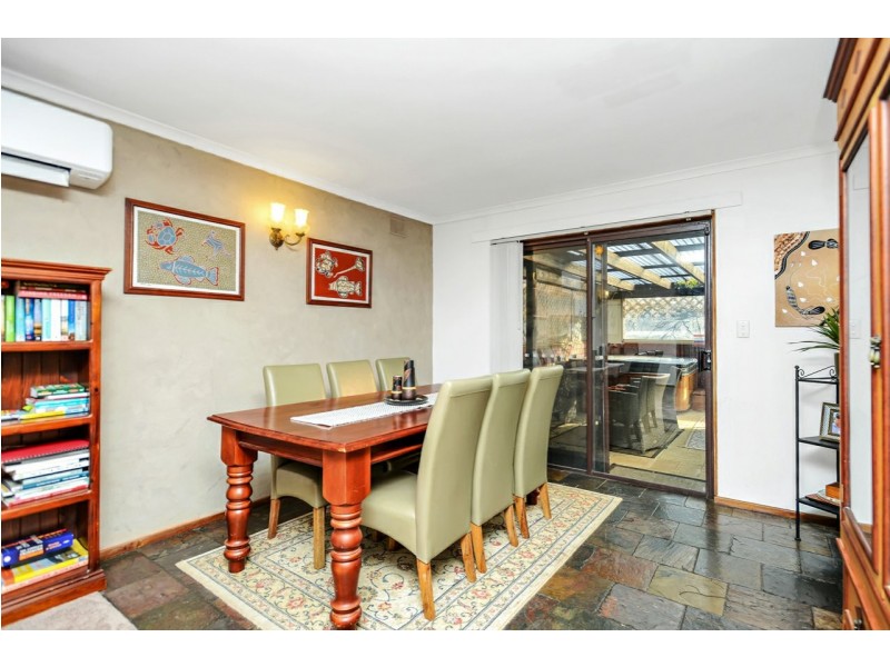 7 Ives Crescent, Mccracken SA 5211