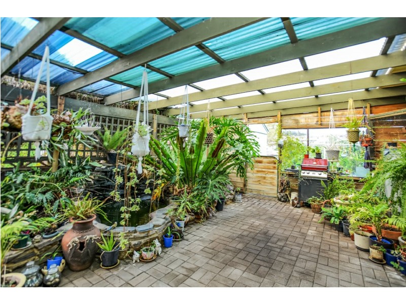 15 Warne Street, Victor Harbor SA 5211