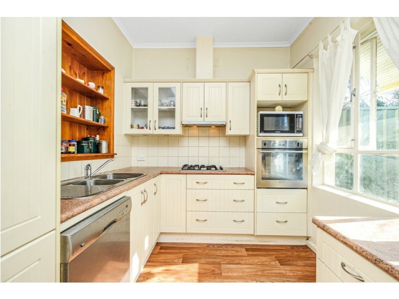 3 Leworthy Street, Victor Harbor SA 5211