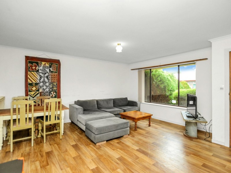 Unit 1 – 4/16 Hill Street, Victor Harbor SA 5211