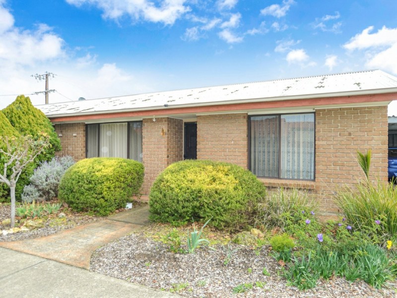 Unit 1 – 4/16 Hill Street, Victor Harbor SA 5211