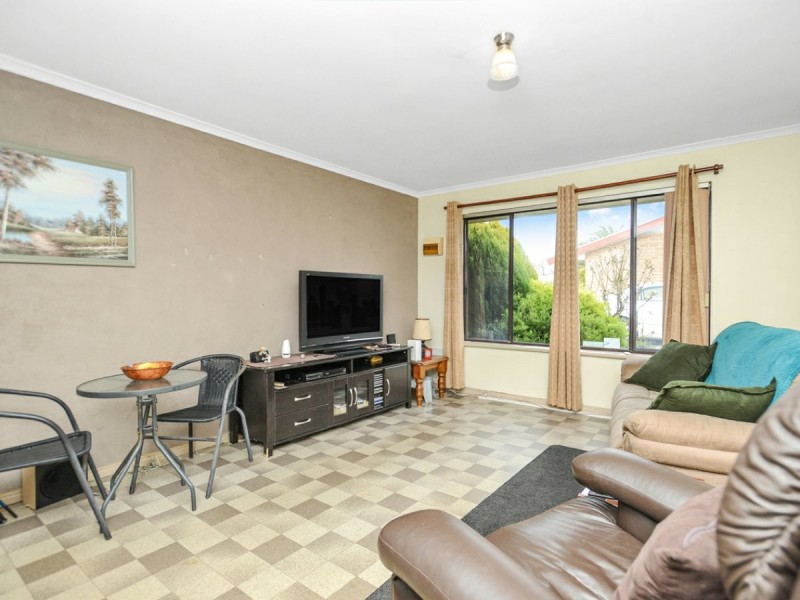 Unit 1 – 4/16 Hill Street, Victor Harbor SA 5211