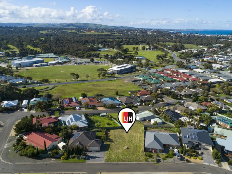 7 Rymill Avenue, Encounter Bay SA 5211