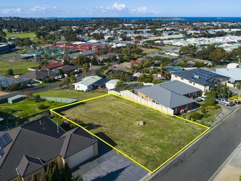 7 Rymill Avenue, Encounter Bay SA 5211