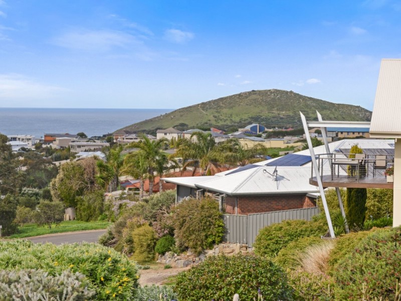 2 Baleen Court, Encounter Bay SA 5211