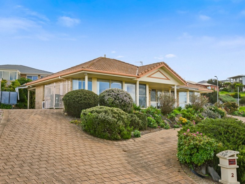 2 Baleen Court, Encounter Bay SA 5211