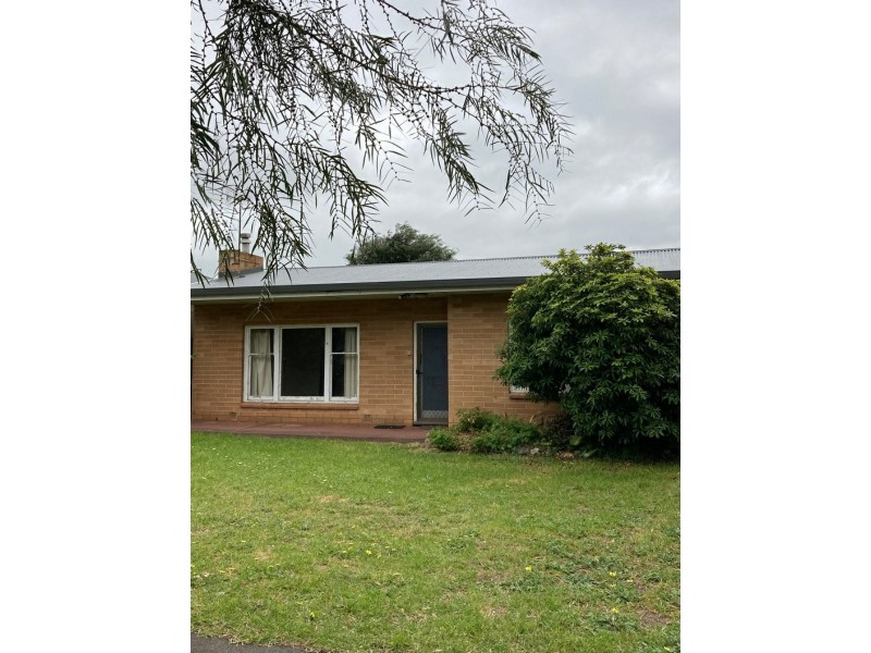 13 Forrest Street, Victor Harbor SA 5211