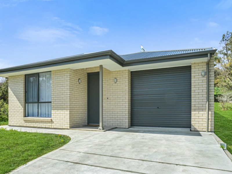 4 Modra Street, Mccracken SA 5211