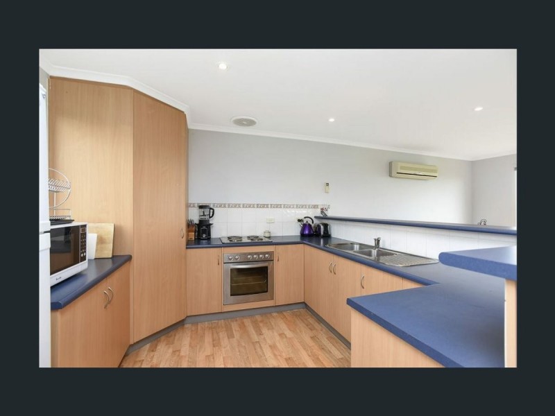 12 McLeod  Road, Middleton SA 5213