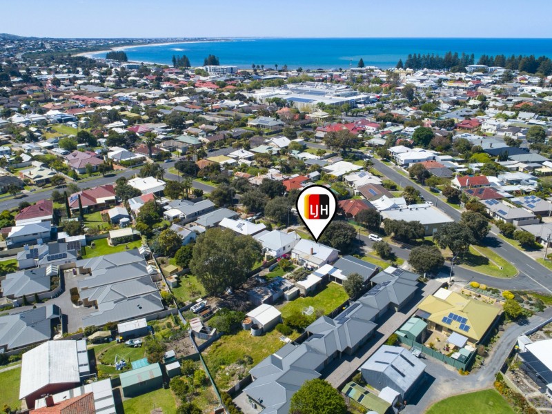 11 Forrest Street, Victor Harbor SA 5211