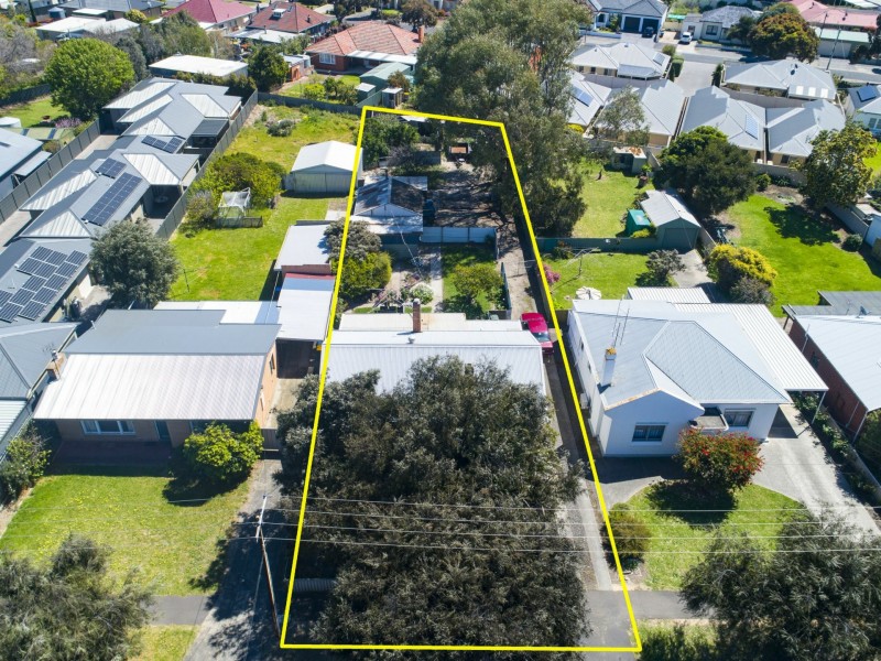 11 Forrest Street, Victor Harbor SA 5211