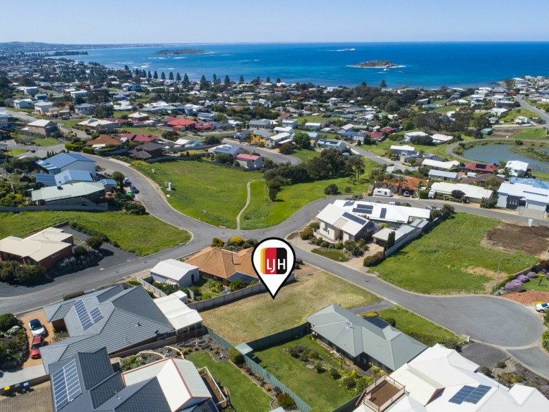4 Baleen Court, Encounter Bay SA 5211