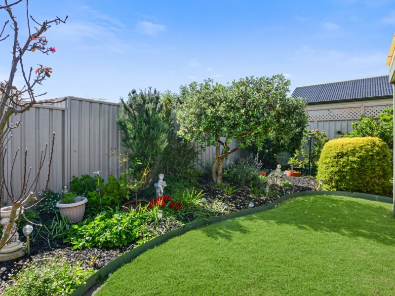 12 Henry Street, Encounter Bay SA 5211