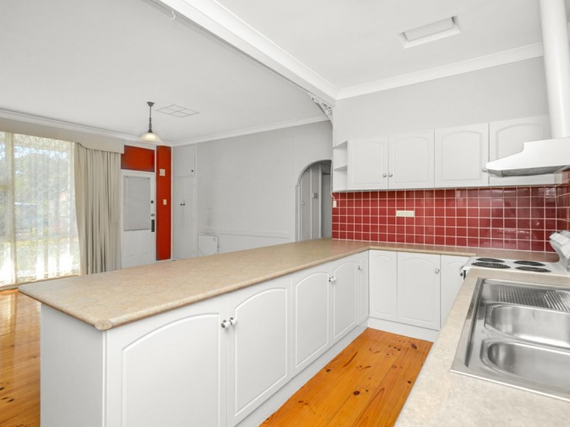 11 Riverview Road, Victor Harbor SA 5211