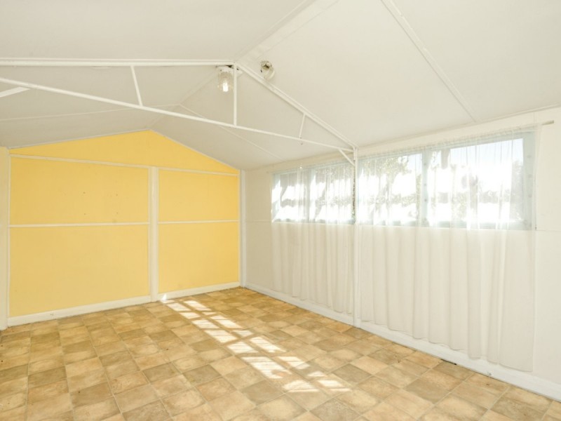 11 Riverview Road, Victor Harbor SA 5211