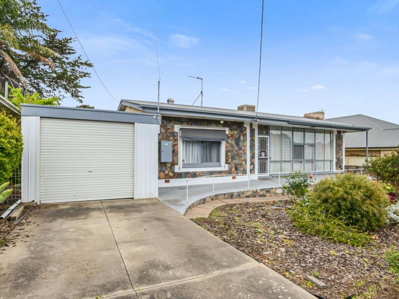 11 Riverview Road, Victor Harbor SA 5211