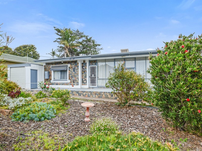 11 Riverview Road, Victor Harbor SA 5211