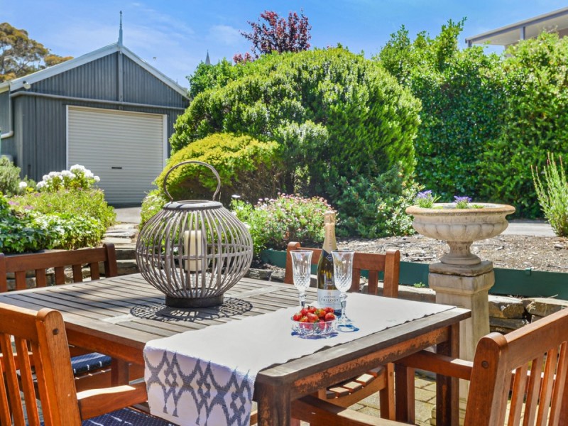 49 The Crescent, Mccracken SA 5211