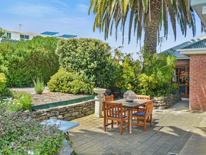 49 The Crescent, Mccracken SA 5211