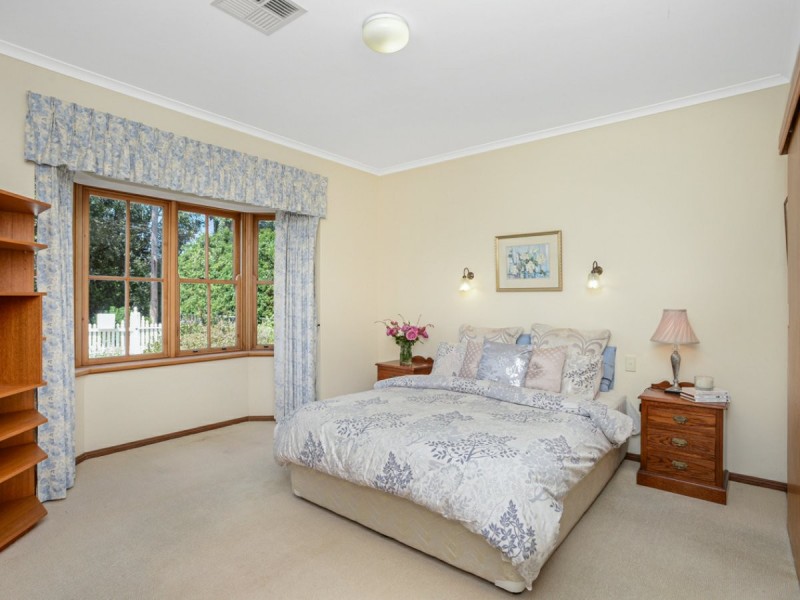 49 The Crescent, Mccracken SA 5211