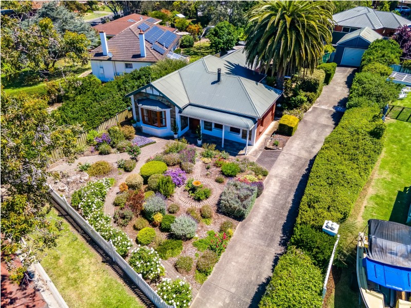 49 The Crescent, Mccracken SA 5211