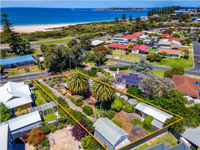 49 The Crescent, Mccracken SA 5211