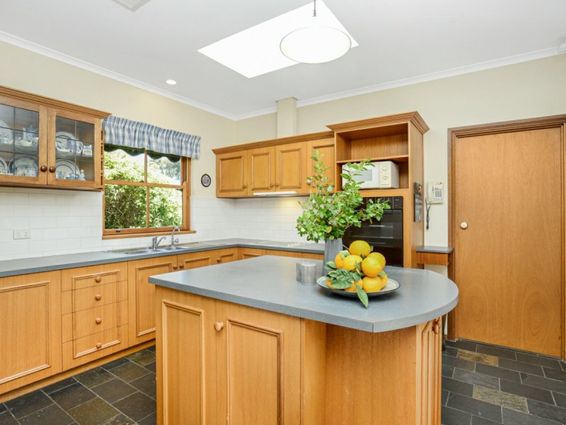 49 The Crescent, Mccracken SA 5211