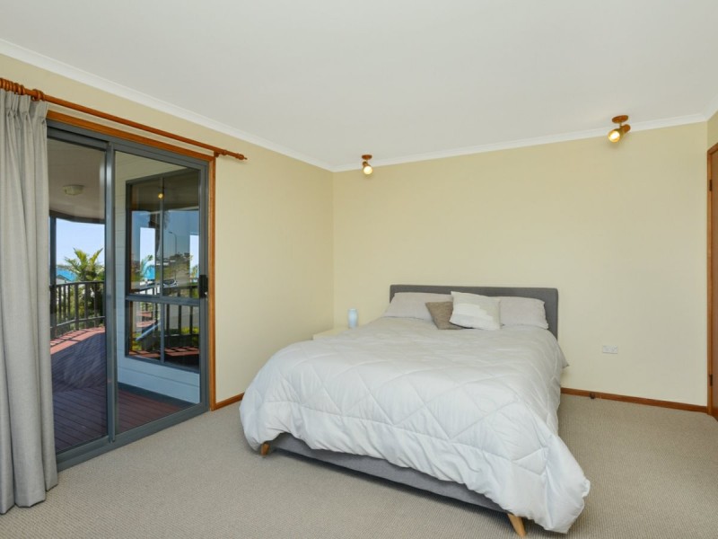 7 Minnamoora Court, Encounter Bay SA 5211
